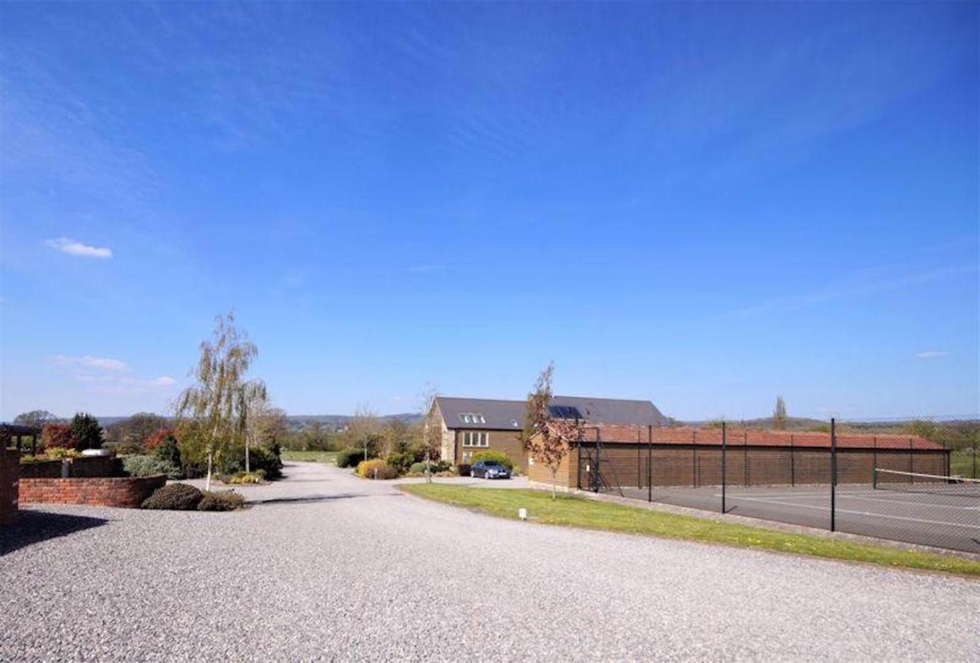 Luxury Barn Conversion เวลส์ ภายนอก รูปภาพ